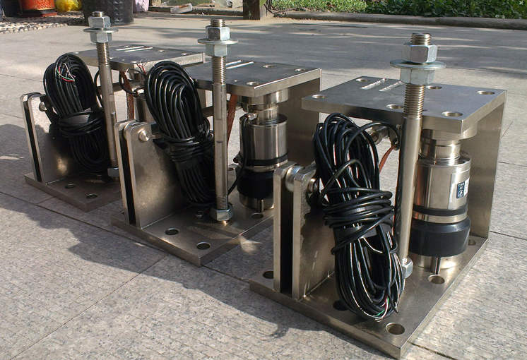 液體灌裝機(jī),稱重灌裝機(jī),定量灌裝機(jī) 液體灌裝機(jī),稱重灌裝機(jī),定量灌裝機(jī)