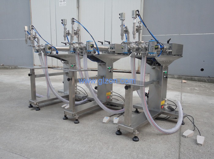 干粉砂漿包裝機(jī),噸袋包裝機(jī),液體灌裝機(jī),灌裝設(shè)備廠(chǎng)家